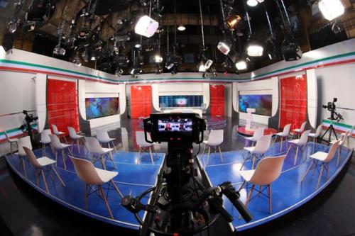 تصاویری از دكور برنامه های انتخاباتی تلویزیون