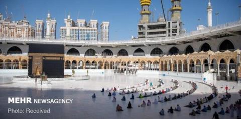 در مسافرت حج، مدیران كاروان ها خادم مهمانان خدا هستند