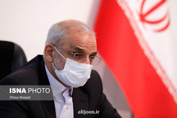 وزیر آموزش و پرورش درباره مدرسه تلویزیونی صحبت می كند